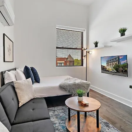 Stylish Apt With A Modern Kitchen - Wilson 418 Apartment